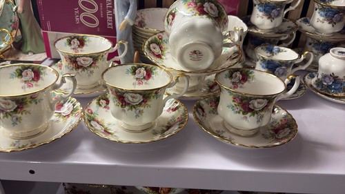 Royal albert celebration set - celebration,