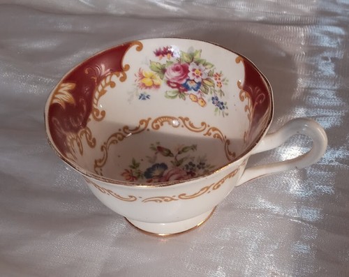 1939 teacup royal - teacup,