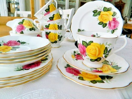 Vintage royal albert - royal,