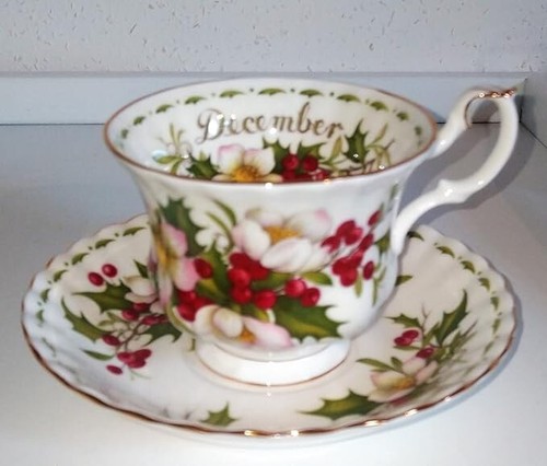 Tazza mese dicembre royal - dicembre,